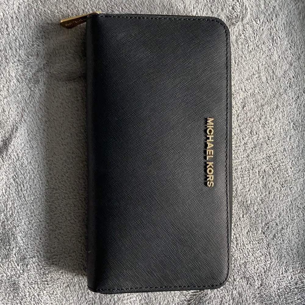 Michael Kors Large Continental Wallet